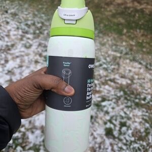 Nwt And Flawless 32oz Owala Freesip Boo-ya Halloween 2024 Glows In The Dark